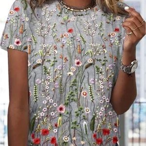 Gray with flowers Shirt L